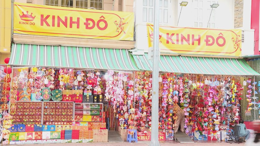 Thị trường bánh trung thu đa dạng mẫu mã, phân khúc giá - Ảnh 3.