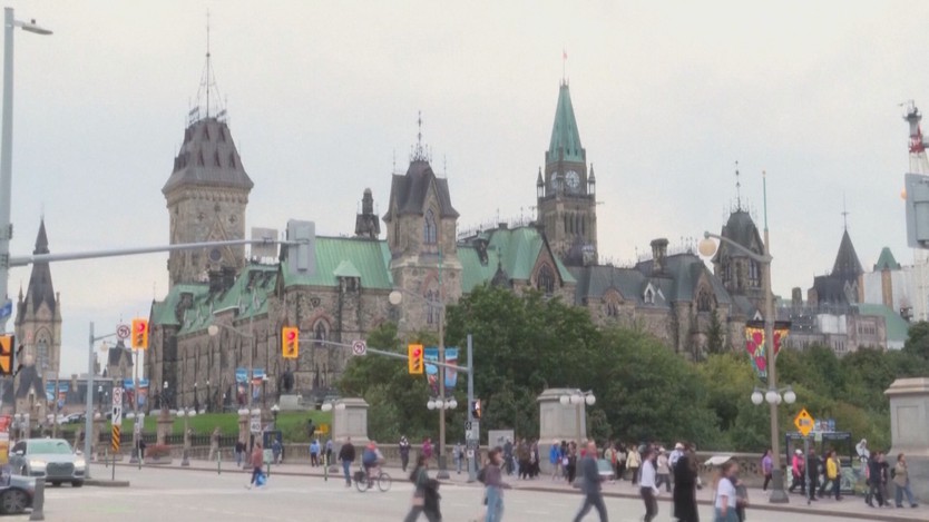Thuế Canada chính thức có hiệu lực đối với hàng Mỹ - Ảnh 3.