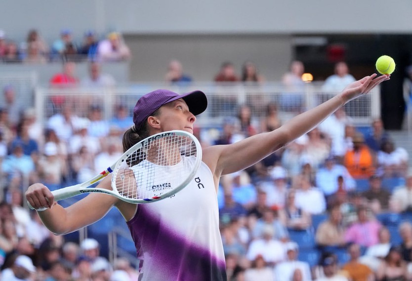 US Open: Rybakina áp đảo Osaka, Zheng Qinwen gây bất ngờ trước Swiatek để vào tứ kết - Ảnh 3.