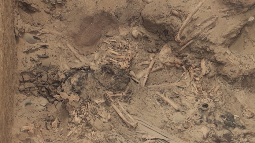 Peru: Phát hiện khu mộ cổ 500 năm tuổi - Ảnh 2.