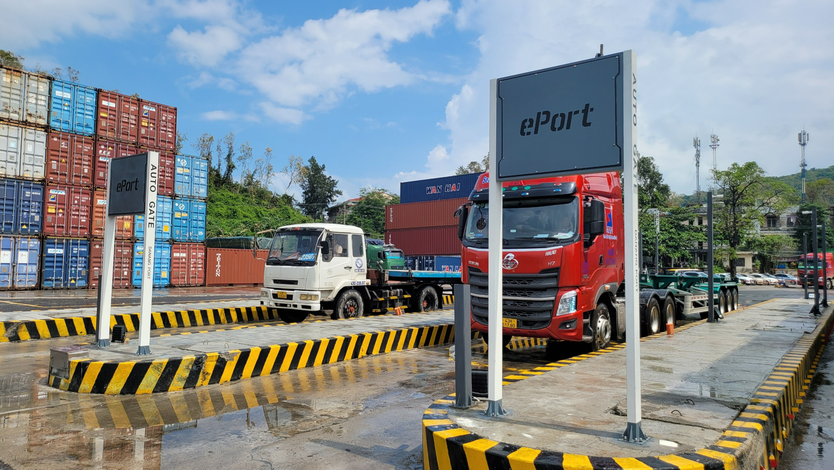  Cổng container thông minh