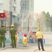 Sinh viên hóa thân chiến sĩ chữa cháy tại hội thao PCCC năm 2025