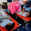 Indonesia: Hơn 1.000 trẻ bị ngộ độc do ăn ở trường