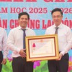Đồng chí Đặng Minh Thông dự lễ khai giảng và đón nhận Huân chương Lao động Hạng Nhì tại Trường THPT Trung Phú