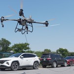 Thái Nguyên: Drone chở thuốc vào vùng lũ cho bé 4 tháng tuổi sốt cao