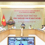Phát triển nhà ở xã hội phải gắn liền với tháo gỡ khó khăn cho thị trường bất động sản