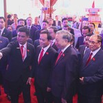 Tổng Bí thư Tô Lâm tham quan không gian triển lãm "Tháp Đa Truyền thông HTV"