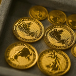 Ngày 15/10: Giá vàng thế giới lập đỉnh kỷ lục mới