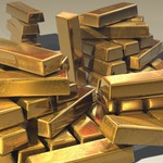 Giá vàng thế giới vượt mốc 4.300 USD/Ounce
