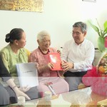 Lãnh đạo TP.HCM thăm và tri ân các văn nghệ sĩ tiêu biểu