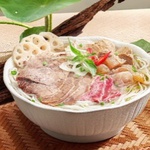 Phở Sen SASCO: Tinh hoa ẩm thực Việt xuất ngoại, chinh phục Singapore