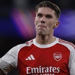 Bùng nổ hiệp 2, Arsenal vùi dập Atletico Madrid