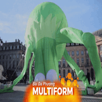 Nhân vật ếch khổng lồ đổ bộ quảng trường ở Paris, Pháp