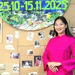 'Tái sinh': Câu chuyện của 20 bức tranh làm từ vật liệu phế thải