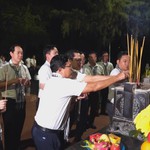 Đoàn đại biểu Đảng ủy các cơ quan Đảng TP. Hồ Chí Minh dâng hương nghĩa trang Hàng Dương