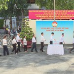 Ủy ban MTTQ Việt Nam TP. Hồ Chí Minh ủng hộ đồng bào thiệt hại do bão số 10