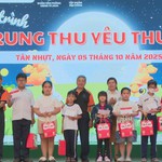 Mang Trung thu đến gần hơn với trẻ em mồ côi, có hoàn cảnh khó khăn