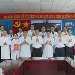 Lãnh đạo TP. Hồ Chí Minh thăm, tặng quà các bác sĩ đợt 2 tăng cường ra công tác tại Côn Đảo