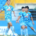 Cờ đến tay Tiến Linh