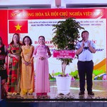 Ấn tượng "Gian hàng 0 đồng" và công trình "Ban công nở hoa" tại phường Minh Phụng