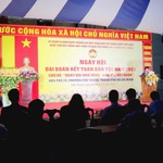 Sôi nổi Ngày hội Đại đoàn kết toàn dân tộc tại phường Phú Thuận, TP. Hồ Chí Minh