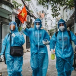 Nhiếp ảnh gia kể chuyện đồng lòng vượt qua đại dịch COVID-19