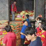 10 tấn hàng hóa được Hội Chữ thập đỏ TP. Hồ Chí Minh chuyển đến đồng bào vùng bão lũ