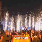 200.000 người đổ về Champs-Élysées xem lễ thắp đèn Giáng sinh