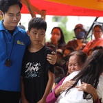 Chuyện người bà gãy tay, bệnh tim tần tảo nuôi cháu - Mái ấm gia đình Việt