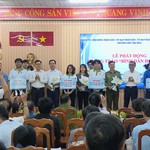 “Bình dân học vụ số” - Lan tỏa từ cơ sở, đưa công nghệ đến gần người dân