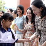 Thầy cô giáo chính là mạch nguồn nuôi dưỡng trí tuệ, là rường cột vững chắc cho sự phát triển bền vững của Thành phố