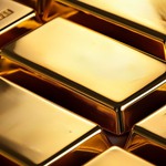 Thị trường ngày 22/11/2025: Giá vàng hạ nhiệt, xăng dầu tiếp đà giảm