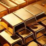 Thị trường ngày 28/11/2025: Vàng neo ở mức cao, xăng giảm về mốc 20.000 đồng/lít