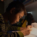 Trí Hào không biết cha, mẹ tâm thần, sống nương tựa ông bà già yếu