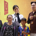 Đại Nghĩa lặng người khi cô bé nhịn ăn sáng nói "con quen rồi" - Mái ấm gia đình Việt