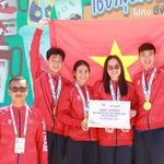 Đội tuyển bơi Việt Nam xuất sắc giành HCV tiếp sức bơi đường dài SEA Games 33