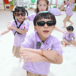 Sao nhí Xệ Xệ ra MV chủ đề chương trình Trường học siêu sao