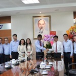 Lãnh đạo TP.HCM thăm, chúc mừng các cơ quan báo chí