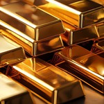 Thị trường ngày 20/7/2025: Giá vàng lập đỉnh mới, xăng dầu trong nước điều chỉnh giảm