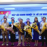 TP.HCM: GRDP 6 tháng tăng gần 7,4%, doanh nghiệp từng bước thích ứng mô hình chính quyền mới