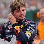 Max Verstappen giành pole Giải đua xe F1 Grand Prix Anh