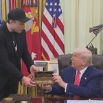 Tỷ phú công nghệ Elon Musk tuyên bố lập đảng mới