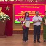 TP.HCM khen thưởng công an triệt phá đường dây đánh bạc qua mạng hơn 20 ngàn tỷ đồng
