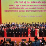 Tổng Bí thư Tô Lâm gặp mặt các thế hệ đại biểu Quốc hội qua các thời kỳ