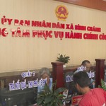 Đoàn Đại biểu Quốc hội TP.HCM khảo sát công tác chuyển đổi số tại xã Bình Chánh và Tân Nhựt