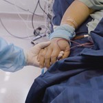 Con gái hiến gan cứu sống bố