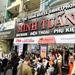 Minh Tuấn Mobile mở bán iPhone 17-series: Hơn 200 máy đến tay khách hàng trong ngày đầu