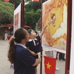 Triển lãm “Dân tộc tự hào”: Khắc họa tình yêu quê hương qua hội họa