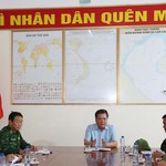 Xuyên đêm tìm kiếm 9 thuyền viên mất tích trên hai tàu cá bị chìm tại Quảng Trị