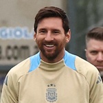 Messi chỉ thi đấu 1 trận tại Argentina, HLV Scaloni có quyết định bất ngờ